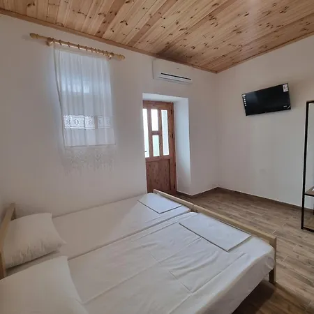 Bed & Breakfast Tony's Terrace Gjirokaster