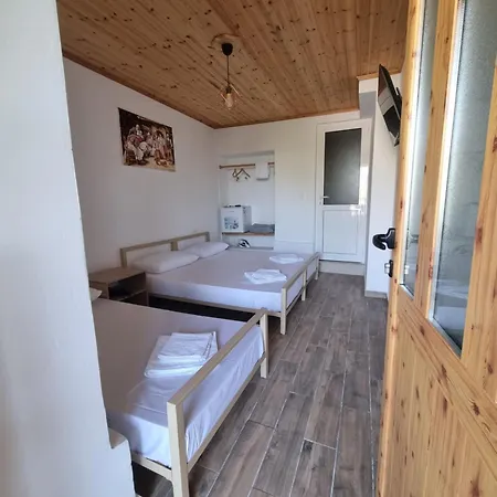 Tony's Terrace 3* Gjirokastra
