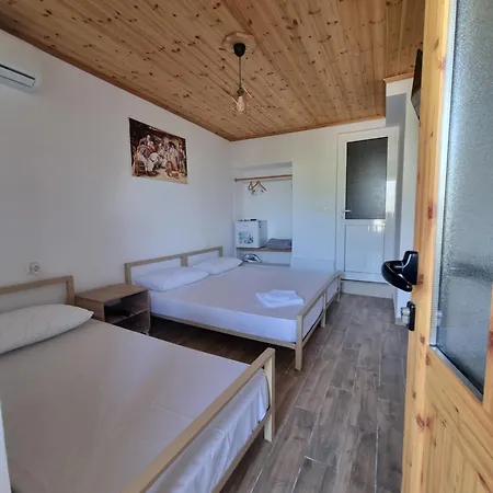 Tony's Terrace Nocleg ze śniadaniem 3*
