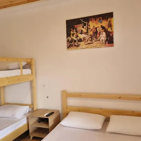 Tony's Terrace 3* Gjirokastër