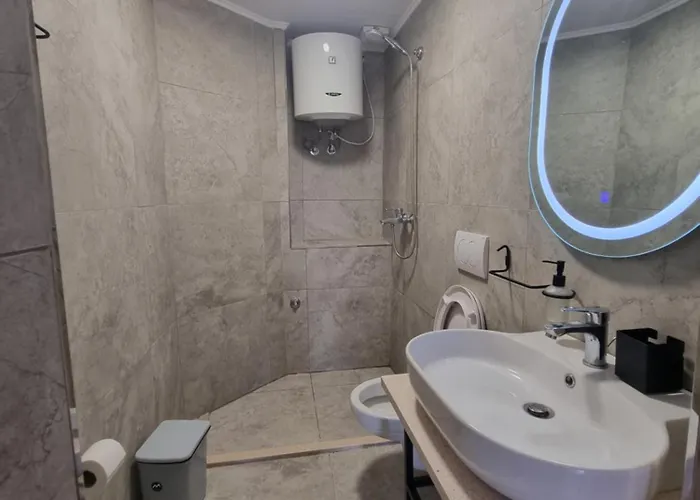 Tony's Terrace Bed & Breakfast